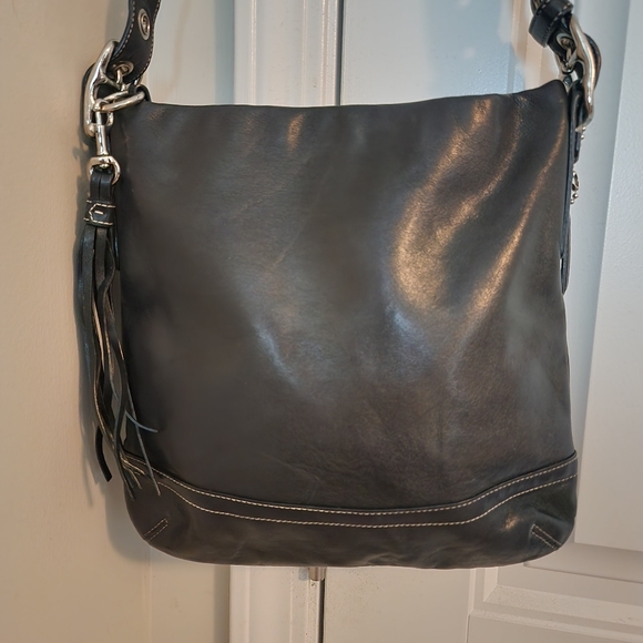 Coach Handbags - All leather coach crossbody